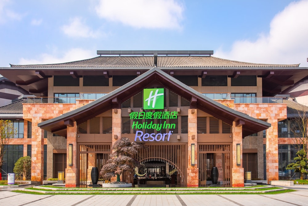Holiday Inn Resort Yichun Mingyue Mountain by IHG in Yichun, People's Republic of China