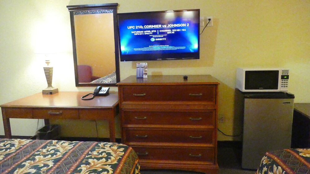 Allstate Inn Seymour - photo 7