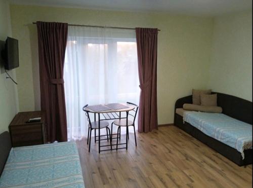 Yellow apartments — Boryspil' — photo 3