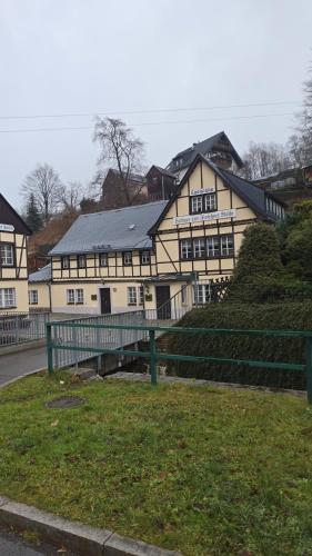 Huthaus zum Molchner Stollen pet-friendly hotel Pobershau