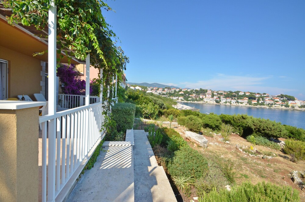 House Julije — 4-Star Luxury Hotel in Korcula, Croatia