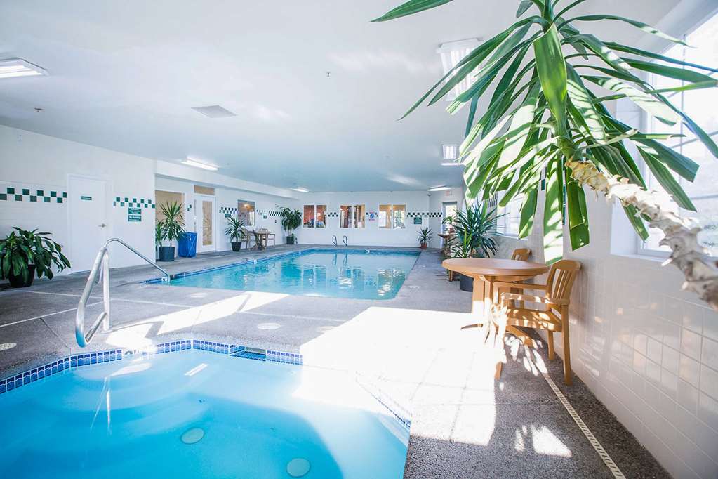 Red Lion Inn & Suites McMinnville - photo 17
