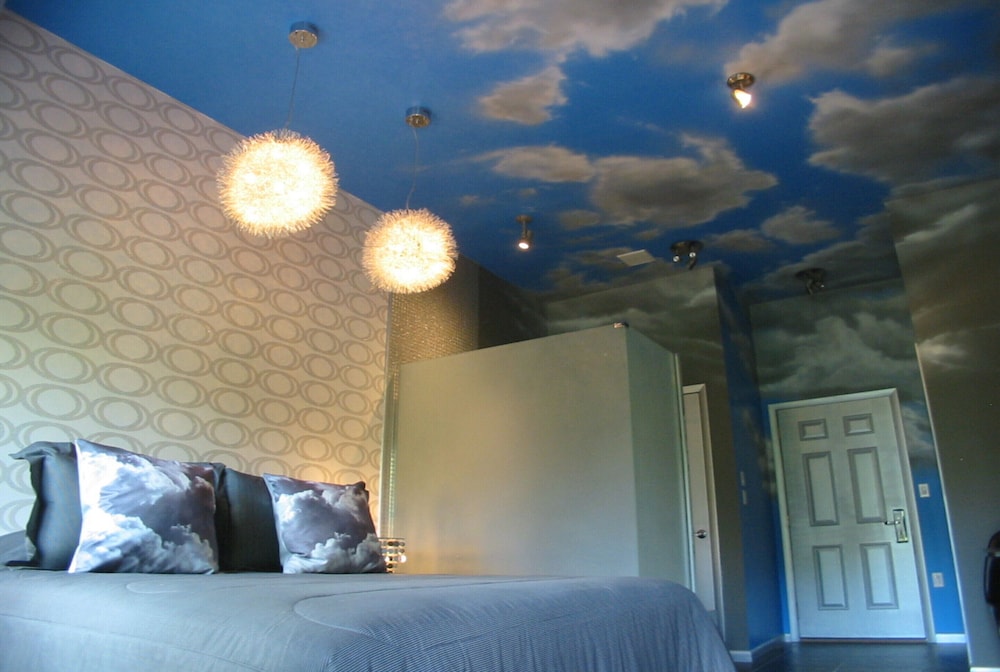 The Roxbury - photo 61