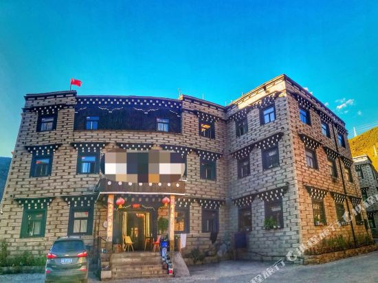 Xianggeli Theme Hotel - last minute hotel in Ganzi