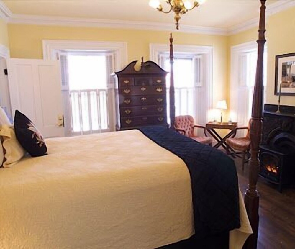 Ardmore Inn - photo 9