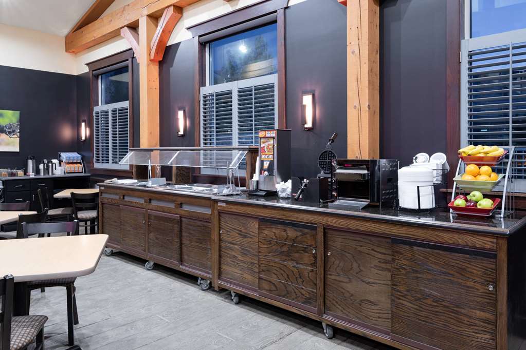 Hawthorn Suites by Wyndham Williston - photo 27