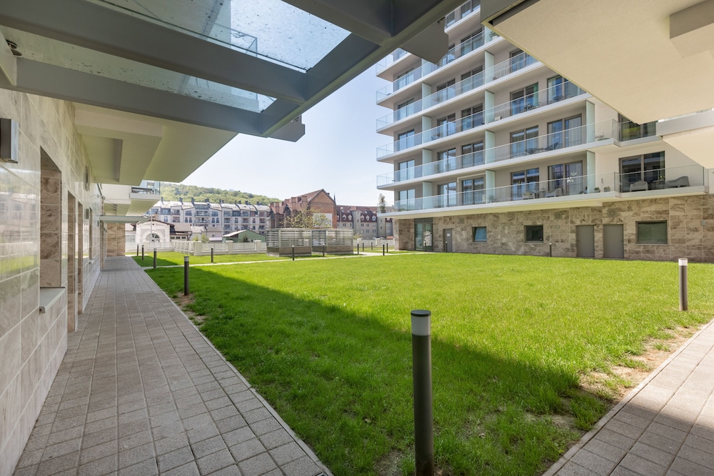 Balticus Elegant Apartment near the Beach by Noclegi Renters — 4-Star Luxury Hotel in Miedzyzdroje, Poland