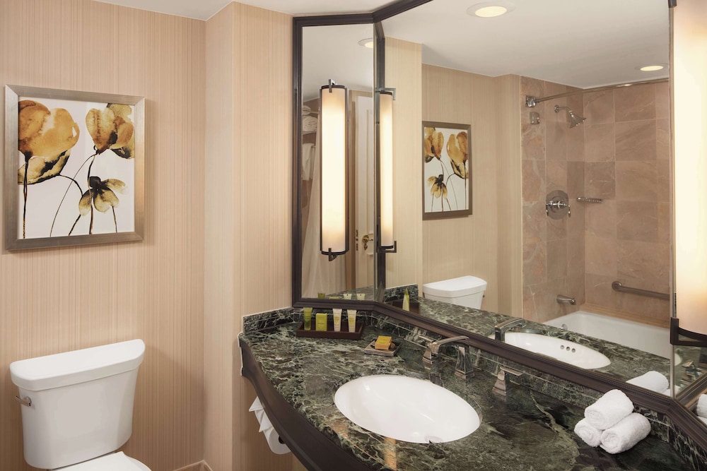 Hilton Short Hills - photo 30