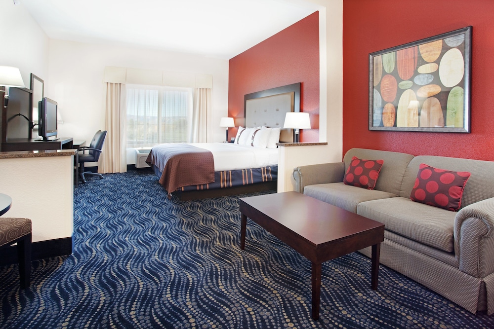 Holiday Inn & Suites Grand Junction by IHG - photo 9