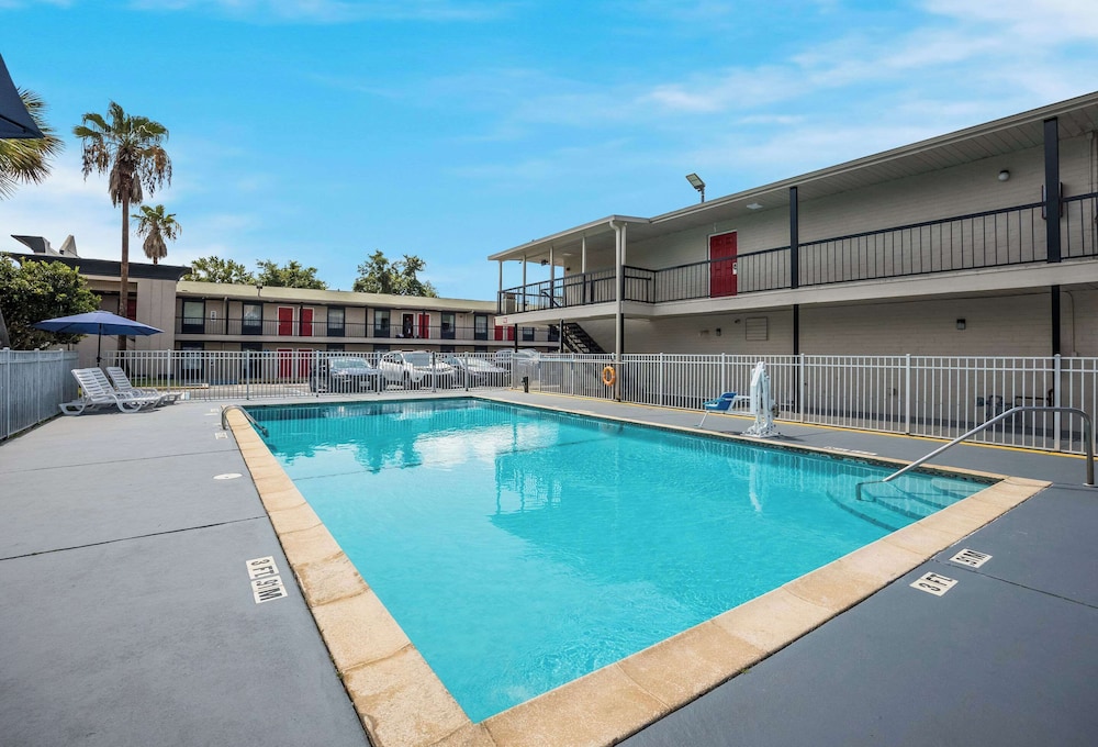 Quality Inn Tallahassee near University - photo 30