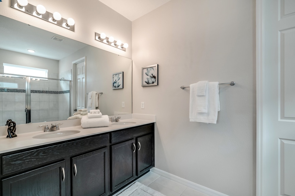 1822cvt New 9 Bedroom 6 Bathroom Resort Villa - photo 49