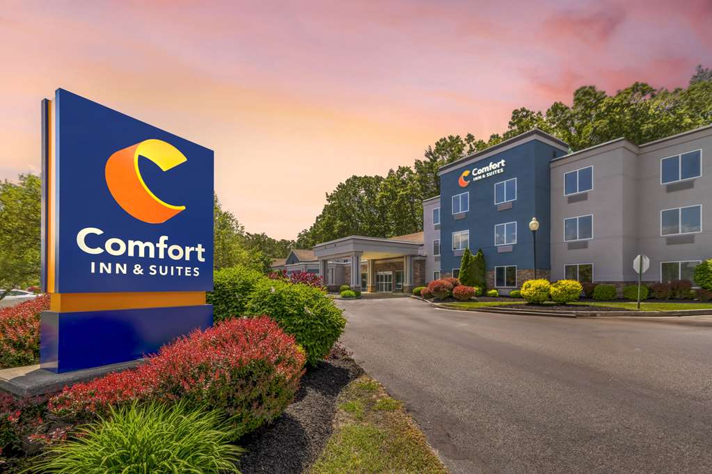 Comfort Inn & Suites Saratoga Springs - photo 6