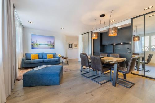 Atelier — 4-Star Luxury Hotel in Paris, France
