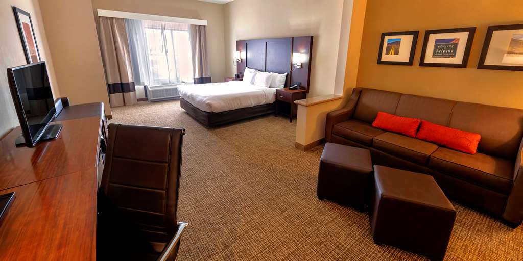 Comfort Suites Goodyear West Phoenix - photo 22