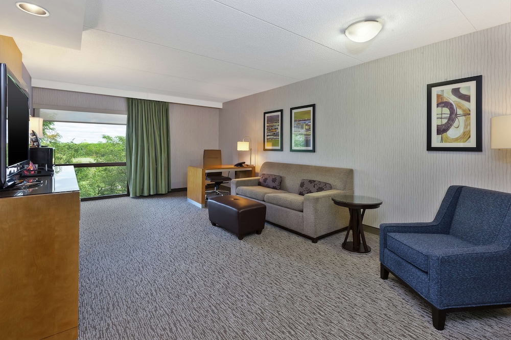 Hotel Auburn Hills - photo 7