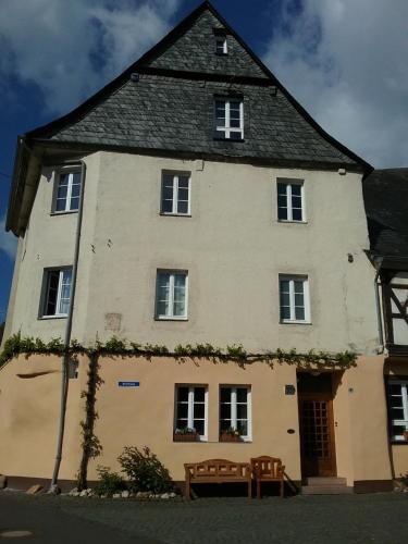 Refugium Thanatcha in Reil, Germany