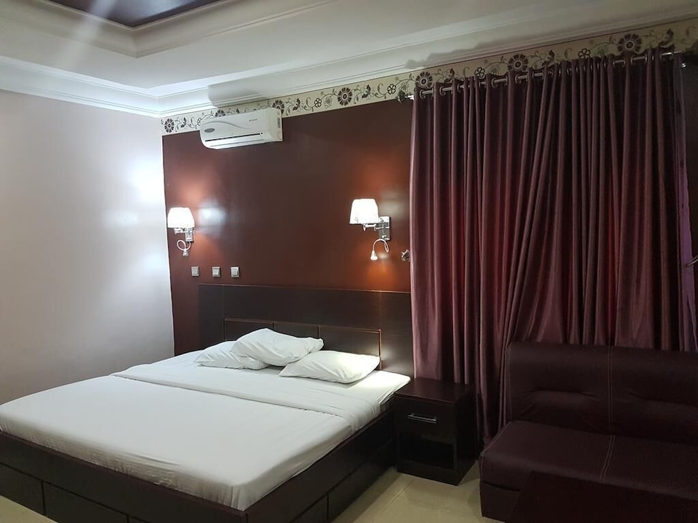 Calabar Grand Hotel in Calabar, Nigeria