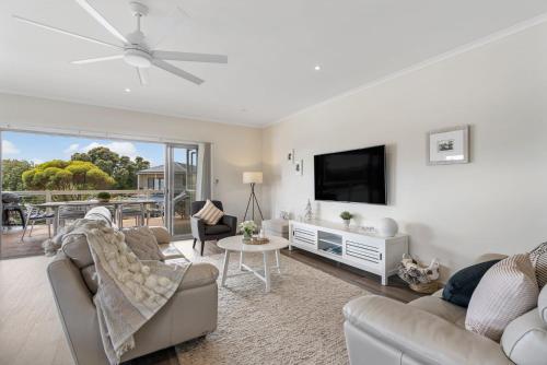 Seabreeze 8A Charles Luxury Wi Fi Family — hotel in Port Elliot