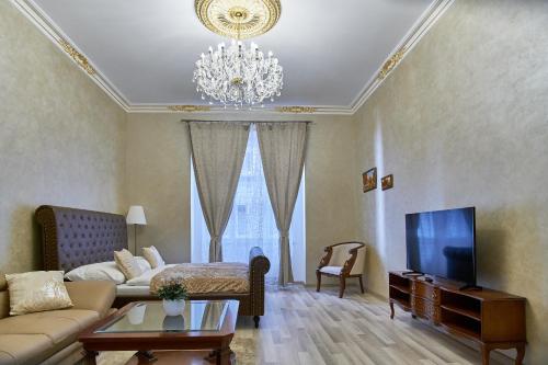 Presidential Apartment In The Old Town Square — 4-Star Luxury Hotel in Prague, Czech Republic