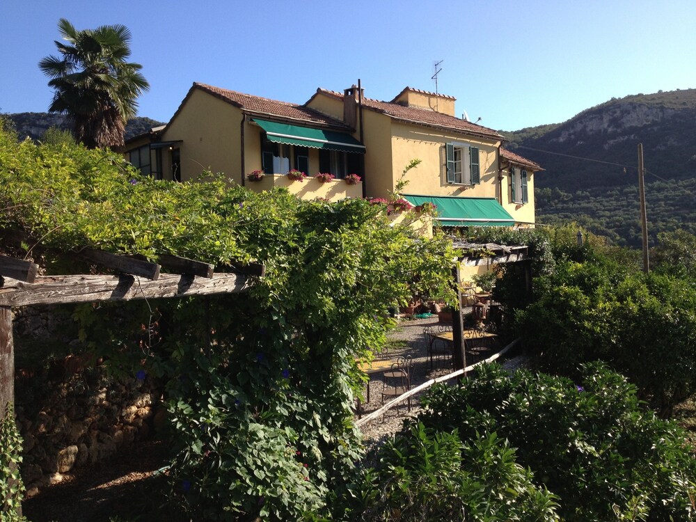 Ai Cinque Campanili — 4-Star Luxury Hotel in Finale Ligure, Italy