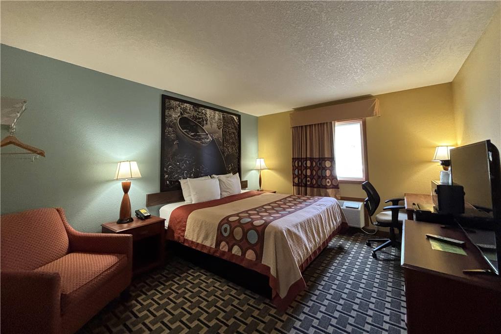 Super 8 by Wyndham Staunton - photo 17