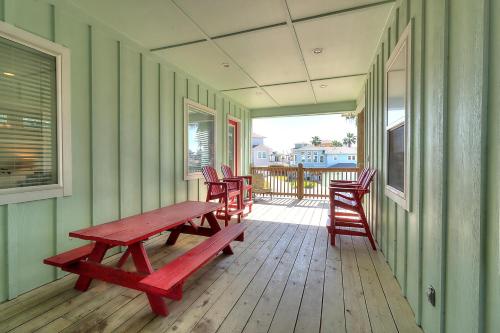 Hakuna Matata EP629 — 4-Star Luxury Hotel in Port Aransas, United States