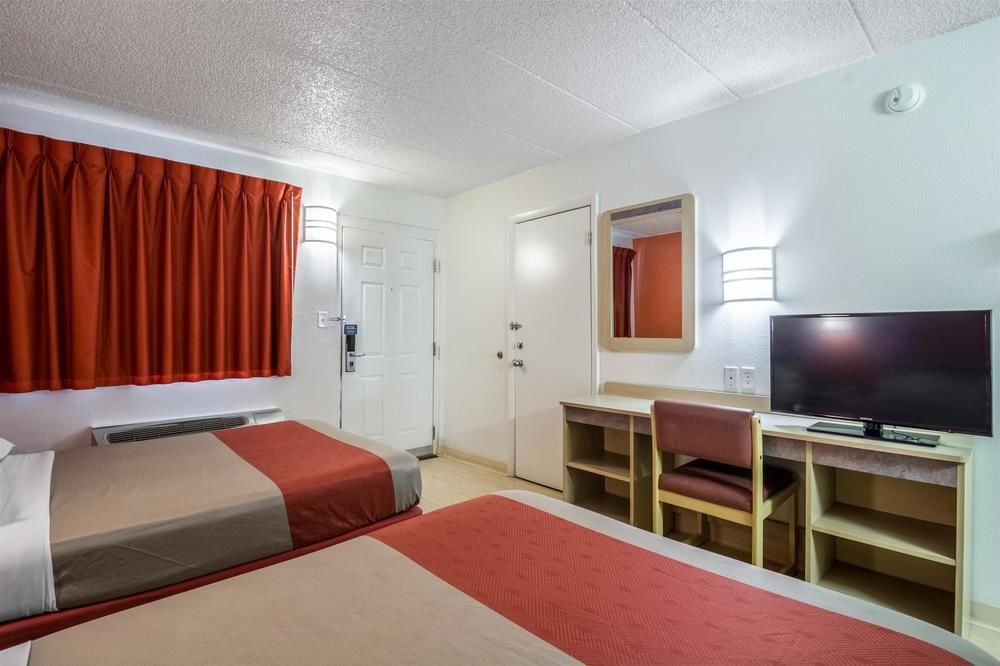 Motel 6 Chicago Southwest Aurora - photo 12