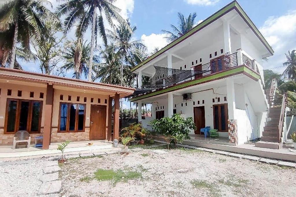 Sapu Nyapah Losmen Syariah Tanjung Setia — hotel in Biha