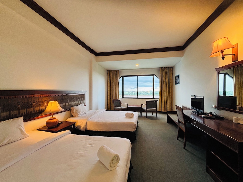 Royal Maekhong Nongkhai Hotel in Nong Khai, Thailand