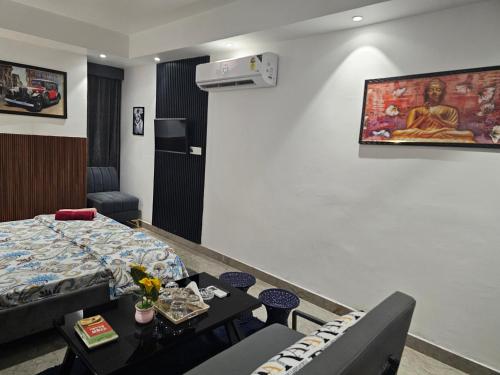 Ultra Luxury 1Bhk AAAA Class Flat By Bliss Stay