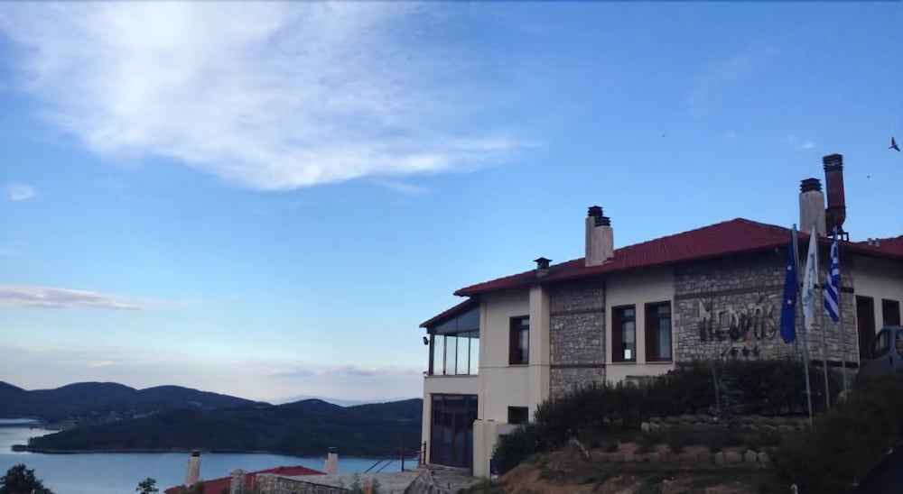 Nevros Hotel Resort & Spa in Karditsa, Greece