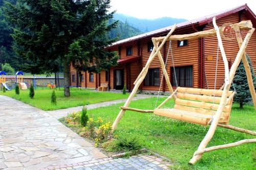 Sokolyne gnizdo in Skole, Ukraine