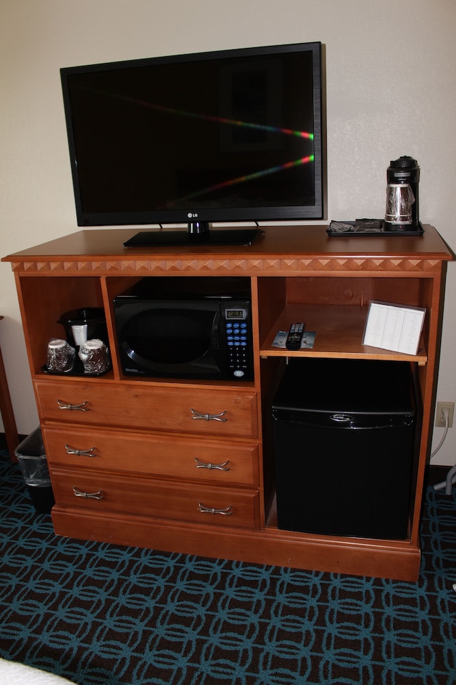 Fairfield Inn & Suites by Marriott Kansas City Liberty - photo 45