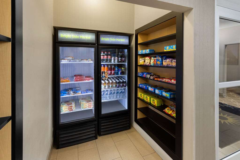 La Quinta Inn & Suites by Wyndham Houma - photo 19
