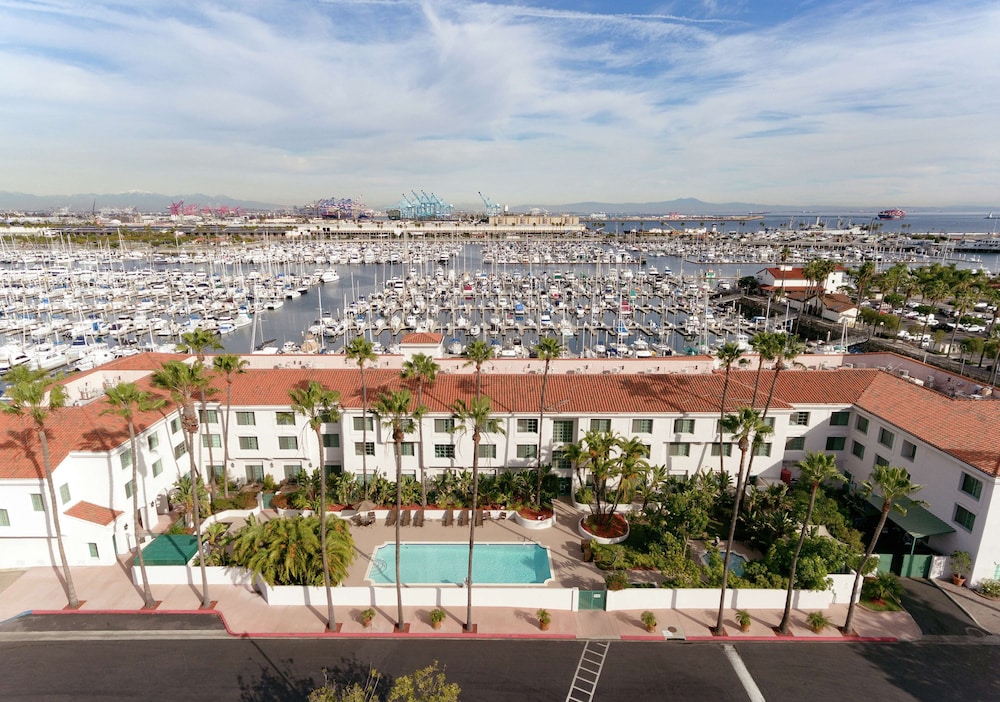DoubleTree by Hilton San Pedro Port of Los Angeles - photo 30