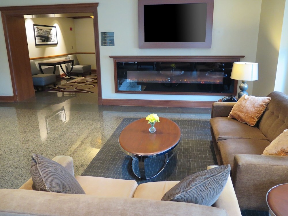 Harrah's Joliet Casino & Hotel A Caesars Rewards Destination - photo 3