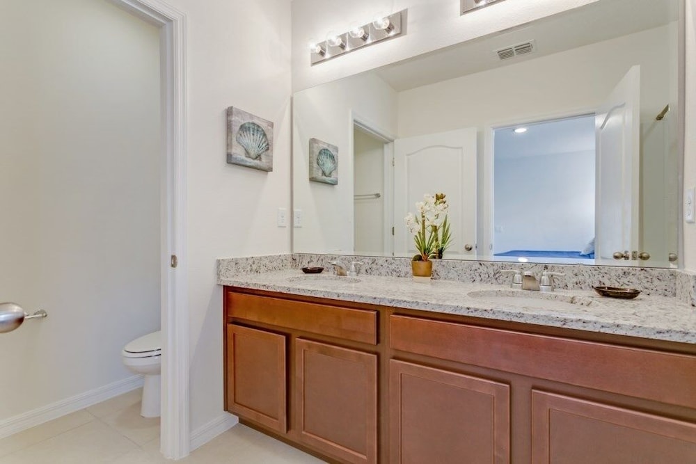 Amazing 7 Bedroom Solterra New Resort Home 7 Villa by Redawning - photo 39