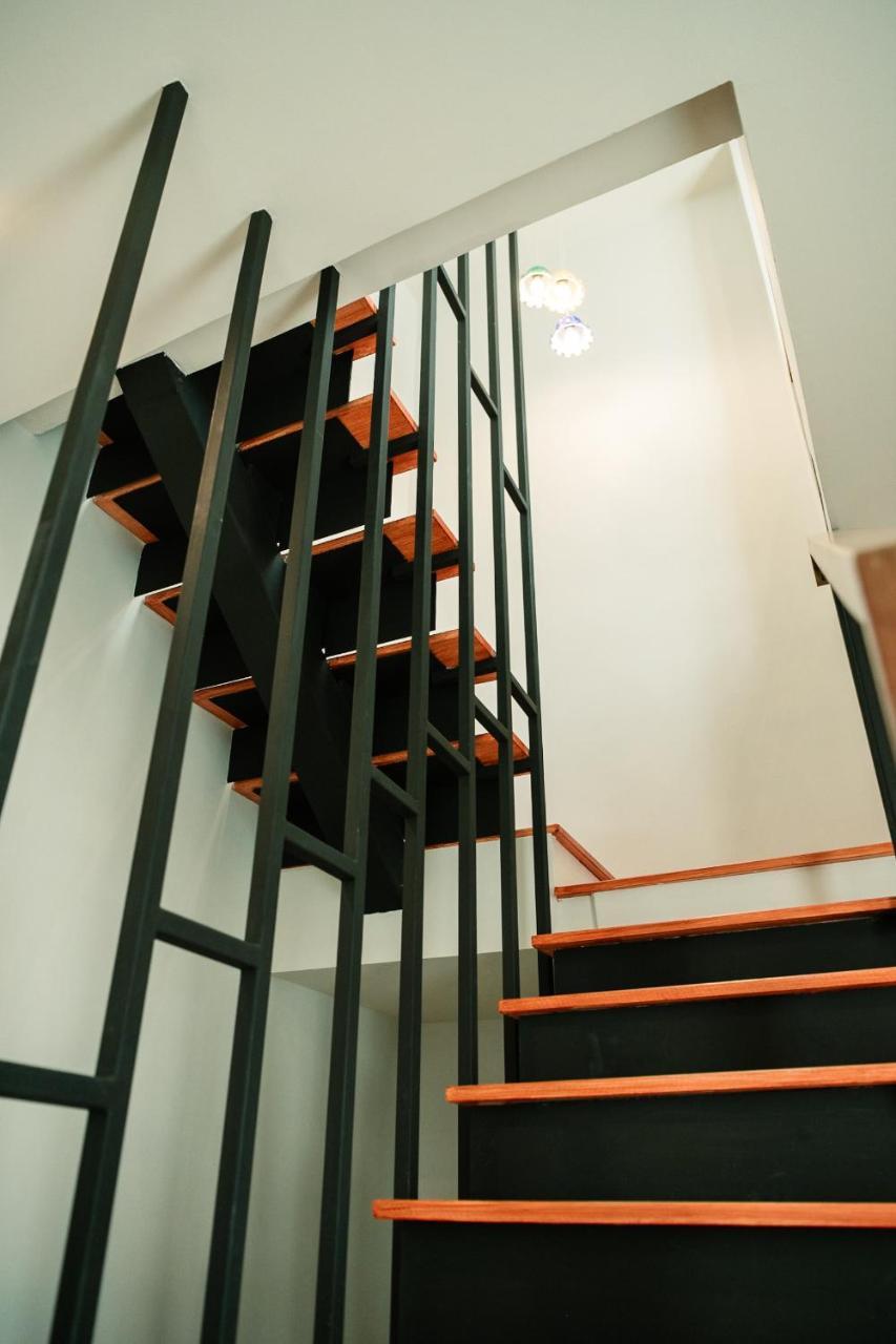 CozyHouse near MRT QSCC Convention Center 4BR 10ppl