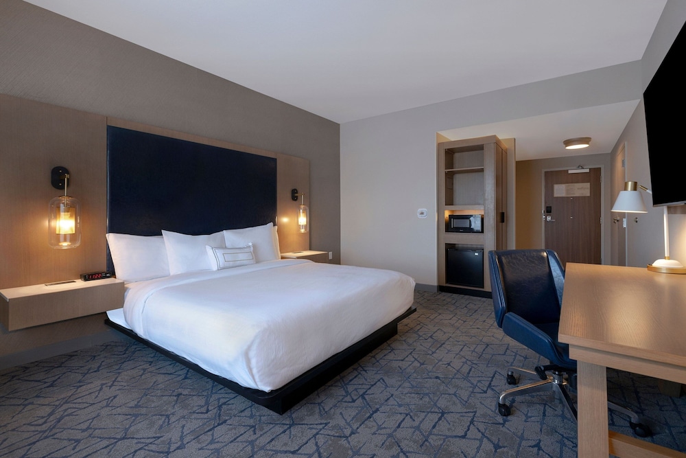 Fairfield Inn & Suites by Marriott Denver Airport at Gateway Park - photo 14