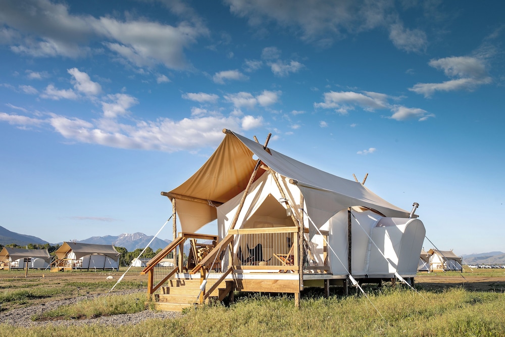 Under Canvas North Yellowstone - photo 12