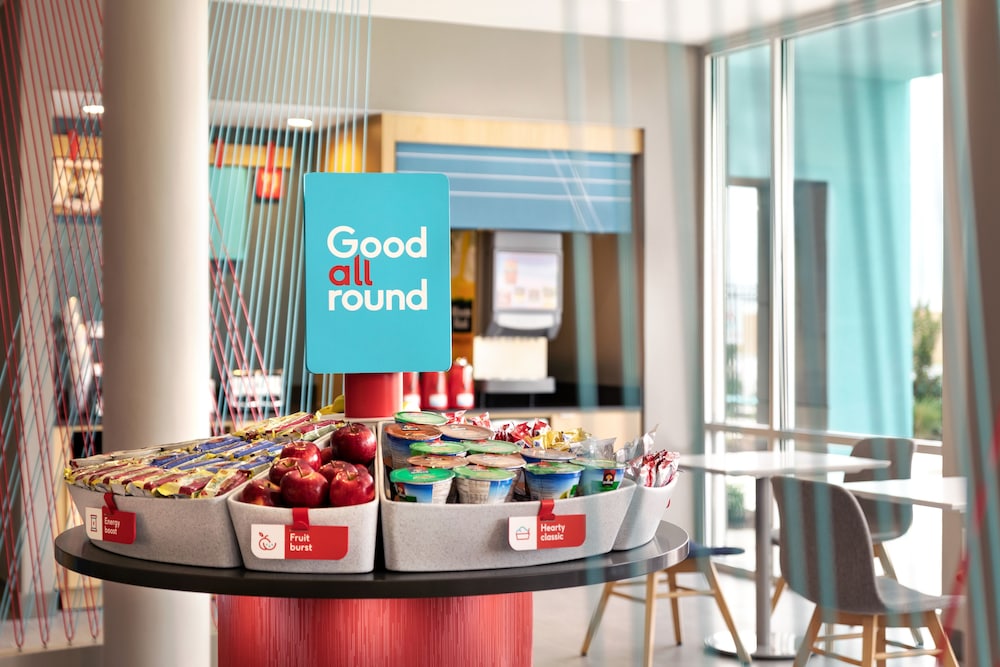 avid hotel Oklahoma City Quail Springs by IHG - photo 16