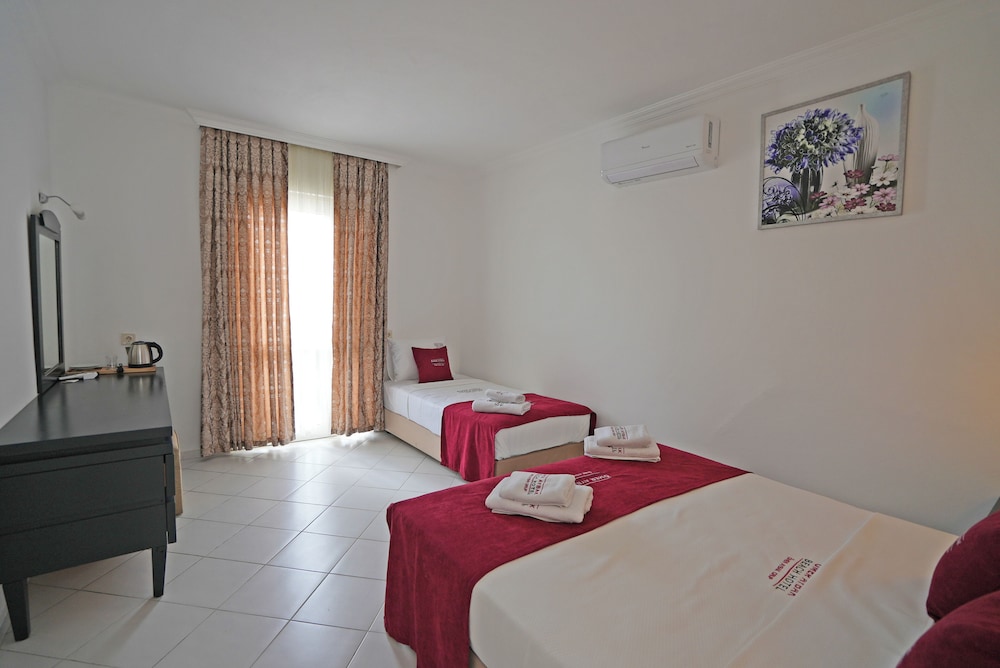 Omer Aybak Beach Hotel — Bodrum — photo 5
