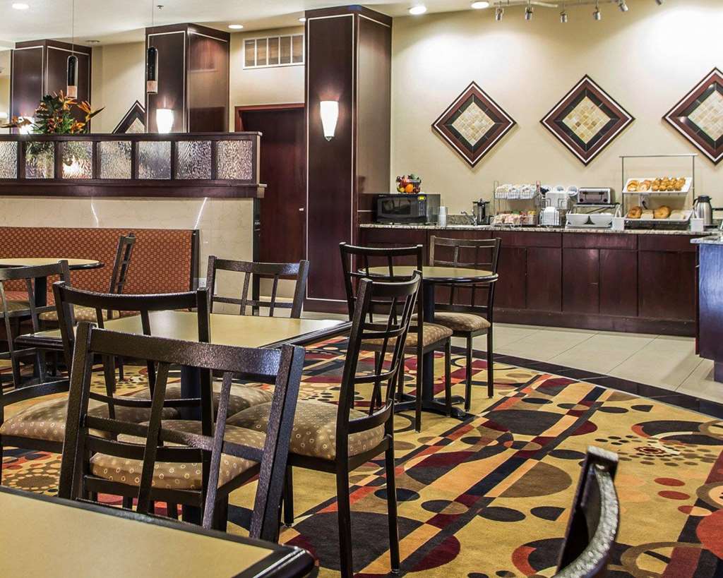 Comfort Suites Troy I75 - photo 29
