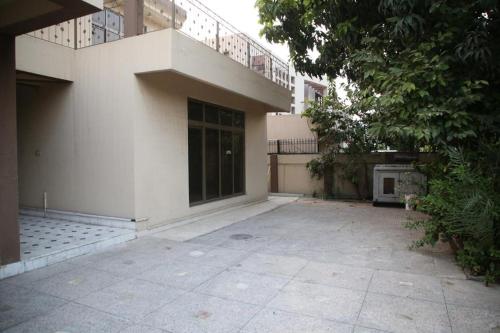 6Bedroom Villa DHA Lahore — 4-Star Luxury Hotel in Lahore, Pakistan