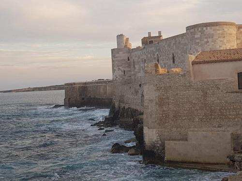 Alle Porte del Castello Maniace — 4-Star Luxury Hotel in Siracusa, Italy