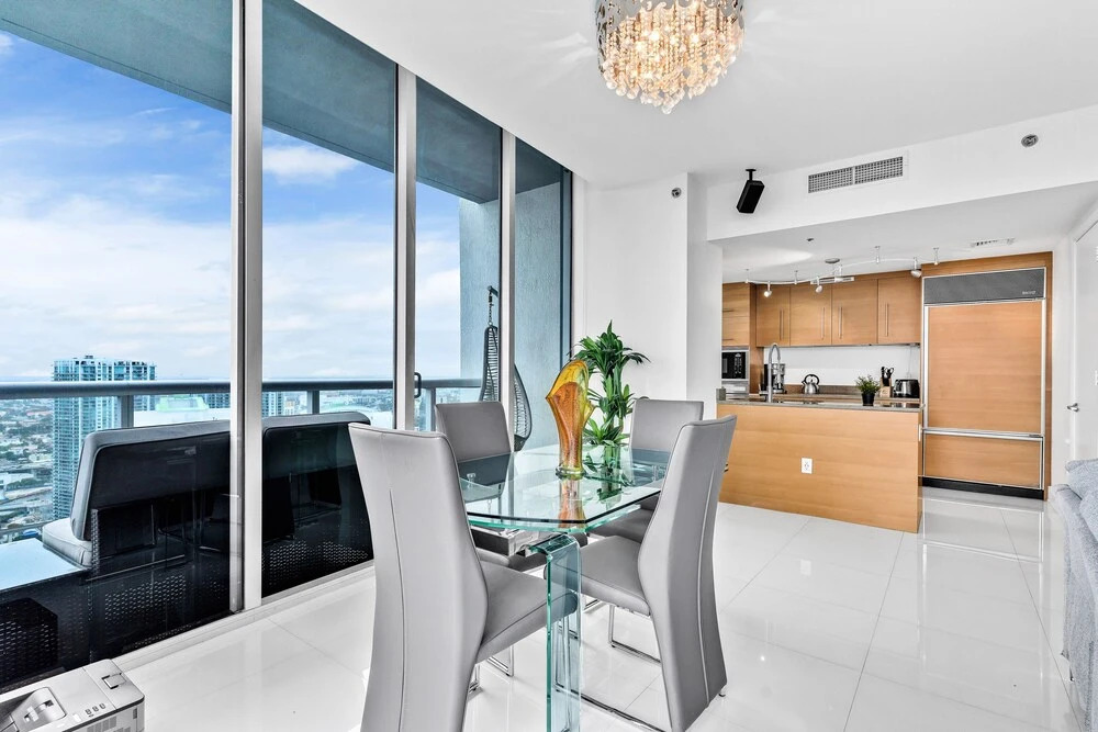 Majestic PH in Brickell Top Amenities - photo 8