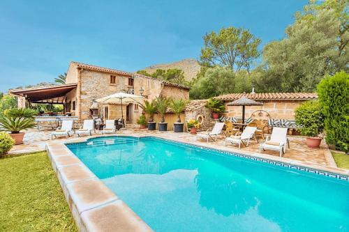 Villa Mosson by Sealand Villas — 4-Star Luxury Hotel in Pollenca, Spain