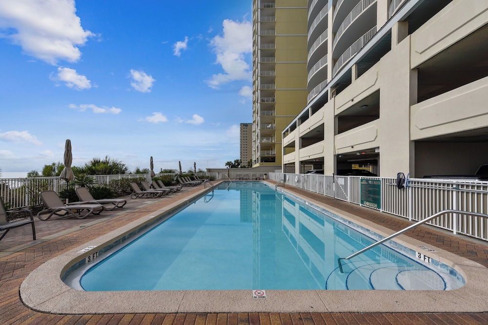 Twin Palms by Book That Condo — 4-Star Luxury Hotel in Panama City Beach, United States