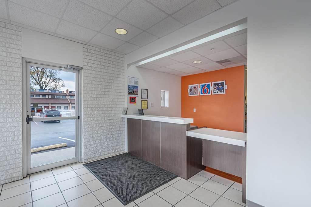 Motel 6 Winchester VA - photo 24