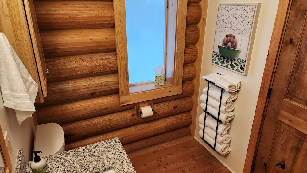 Beargrass Lodging and RV Resort - photo 114